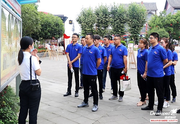 時代新征程 共筑中國夢