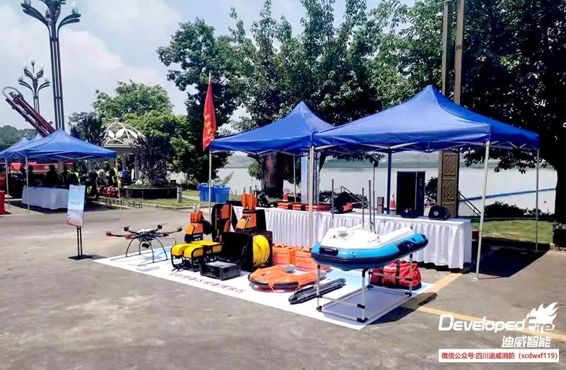 共訓(xùn)共練 | 成都市軍地應(yīng)急救援隊(duì)伍聯(lián)合開展水域救援實(shí)戰(zhàn)演練